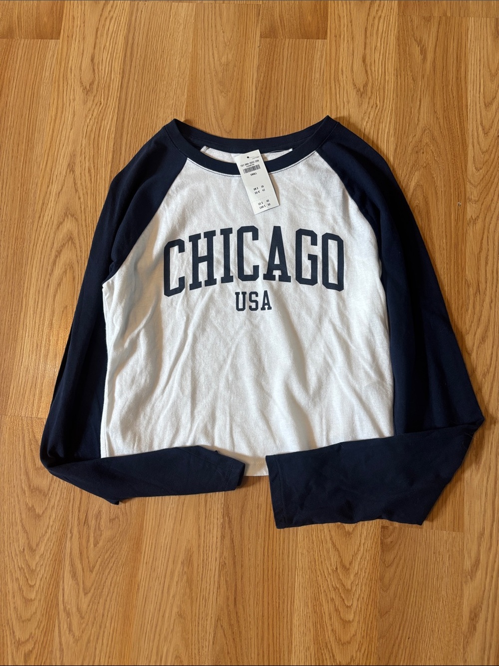 Abercrombie & Fitch cropped long sleeve